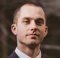 Thomas Whitfield, Handelsanalyst und Kryptomarkt-Experte, Porträt